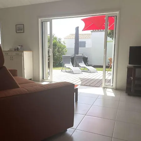Casa vacanze Charmante Maison Rénovée, Proche Plage, Jardin, Terrasse, 3 - Fr-1-224b-193