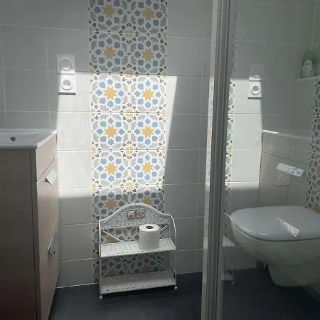 Charmante Maison Renovee, Proche Plage, Jardin, Terrasse, 3 - Fr-1-224b-193 Дом отдыха *