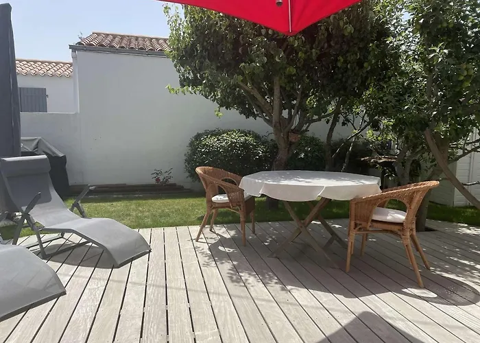 Hébergement de vacances Charmante Maison Rénovée, Proche Plage, Jardin, Terrasse, 3 - Fr-1-224b-193 *