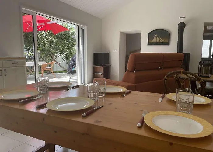 Charmante Maison Rénovée, Proche Plage, Jardin, Terrasse, 3 - Fr-1-224b-193