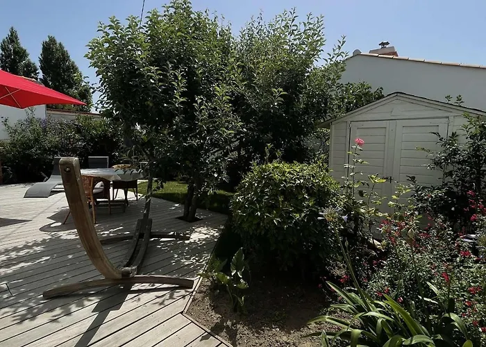 Charmante Maison Rénovée, Proche Plage, Jardin, Terrasse, 3 - Fr-1-224b-193 *