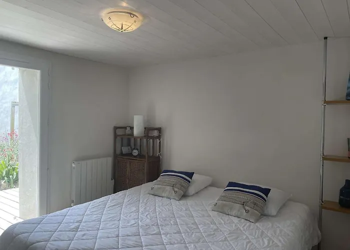 Charmante Maison Rénovée, Proche Plage, Jardin, Terrasse, 3 - Fr-1-224b-193 Barbâtre