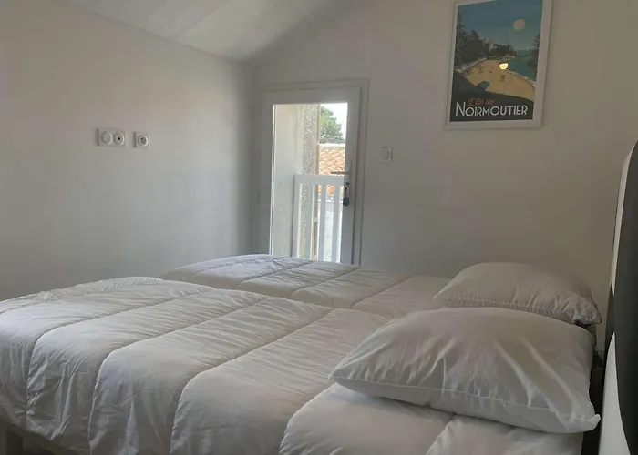 Hébergement de vacances Charmante Maison Rénovée, Proche Plage, Jardin, Terrasse, 3 - Fr-1-224b-193 *