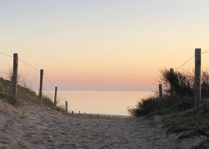 Charmante Maison Rénovée, Proche Plage, Jardin, Terrasse, 3 - Fr-1-224b-193 * Barbâtre